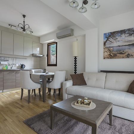 Apartments Lora Jadranskij Put Budva Eksteriør billede