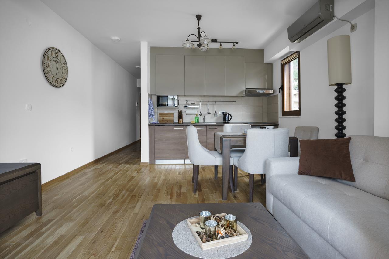 Apartments Lora Jadranskij Put Budva Eksteriør billede